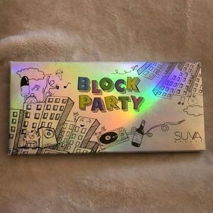 Brand new Suva beauty palette